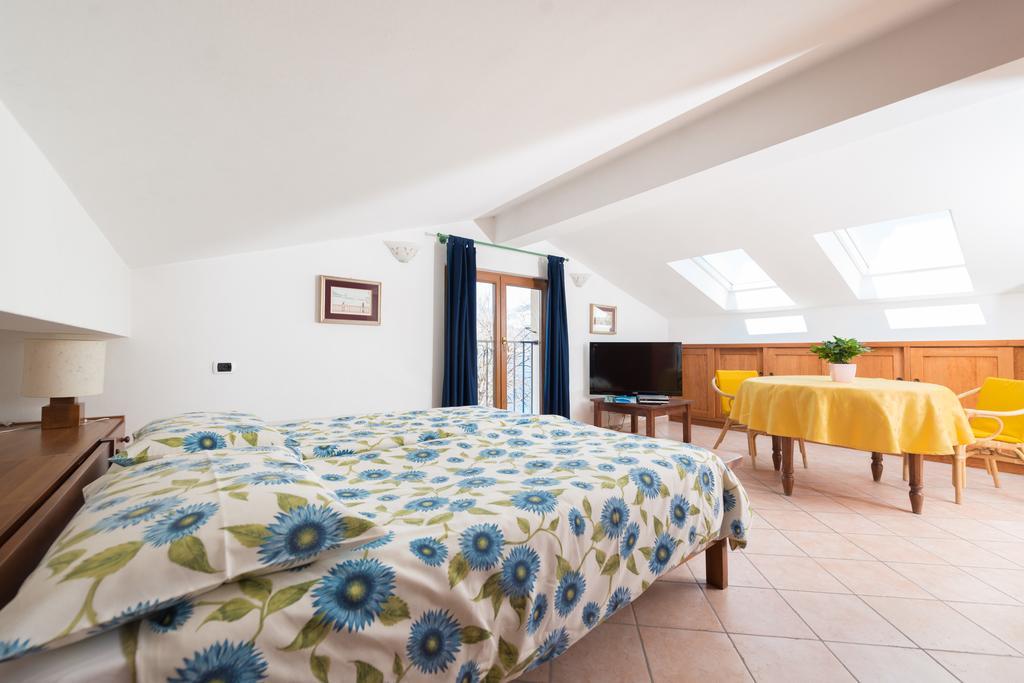 La Toresela Apartment Малчезине Екстериор снимка